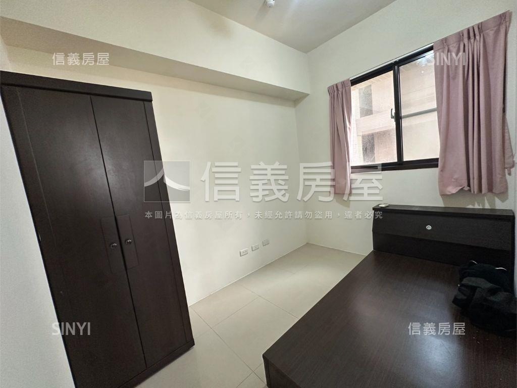 圓周綠黃金樓層房屋室內格局與周邊環境