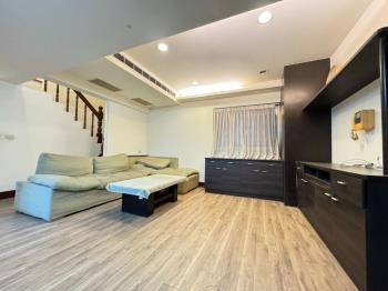 里長伯近園區附平面車位