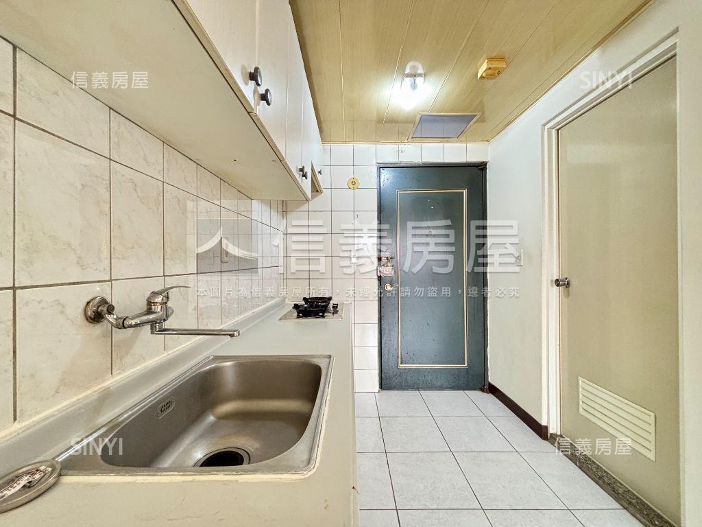 近教育大學大套房房屋室內格局與周邊環境