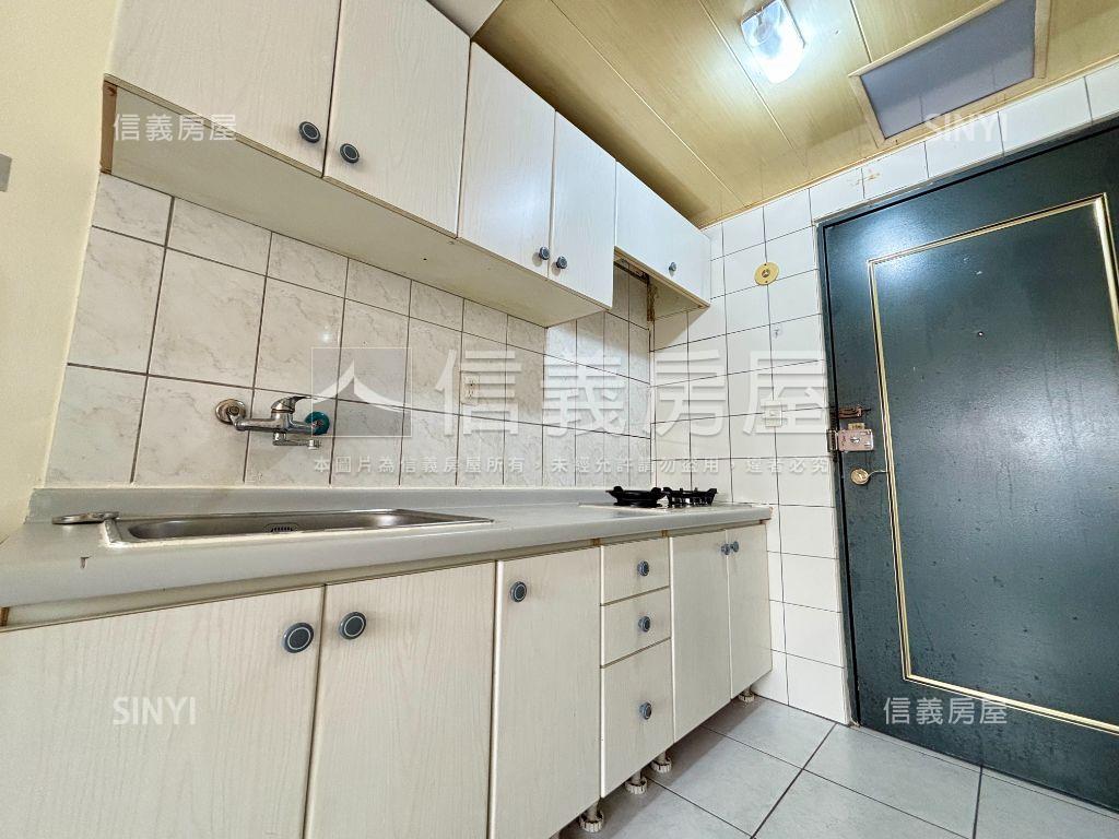 近教育大學大套房房屋室內格局與周邊環境