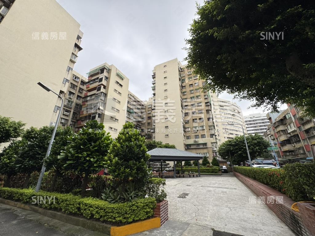 馥邑捷運靜巷１樓房屋室內格局與周邊環境