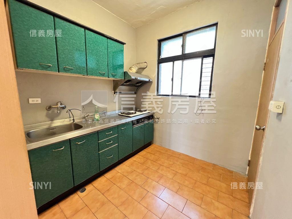 中平文藝方正美寓房屋室內格局與周邊環境