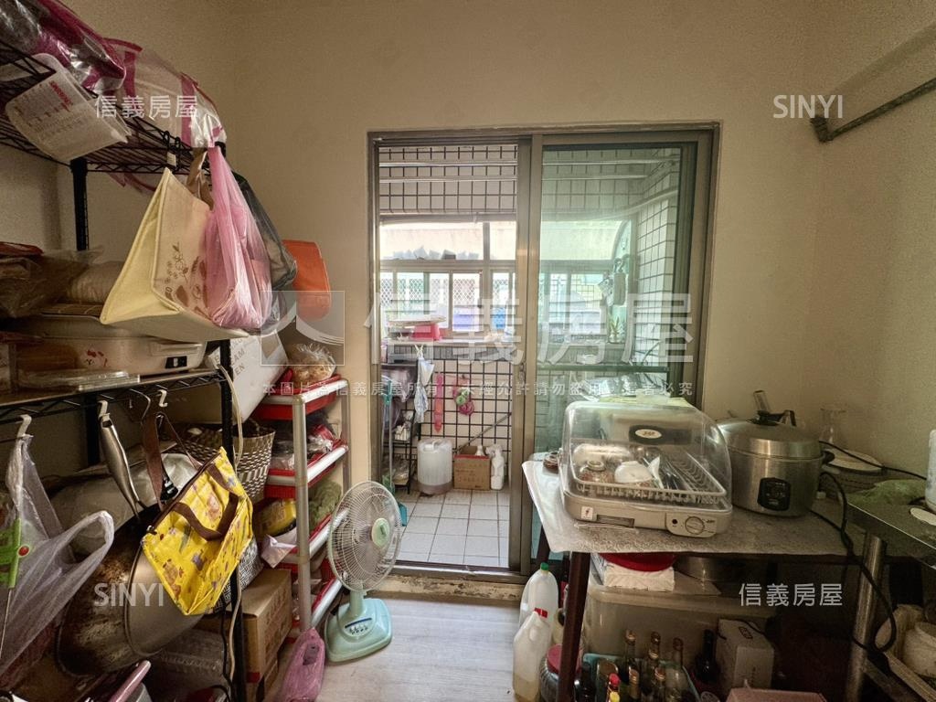 桃林步道帝王戶大三房車位房屋室內格局與周邊環境