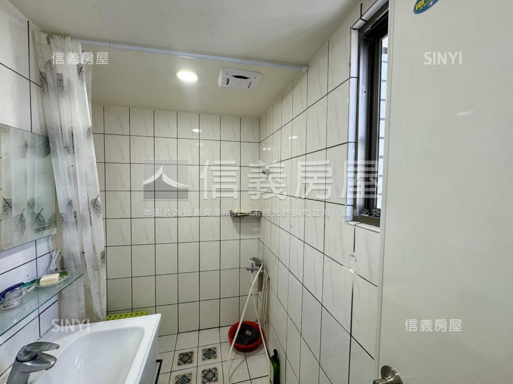 桃林步道帝王戶大三房車位房屋室內格局與周邊環境