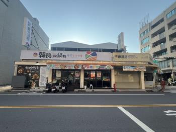 文南路面寬２０米角窗店面