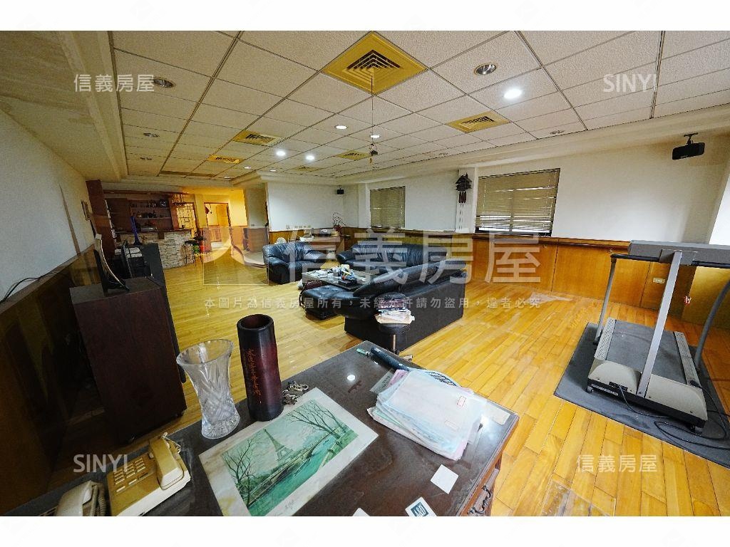 專任委託新竹中正路金透店房屋室內格局與周邊環境