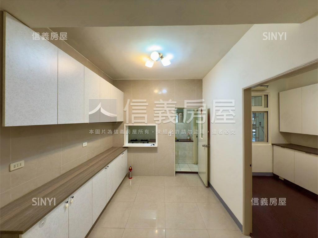 近海山低總成家三房美寓房屋室內格局與周邊環境