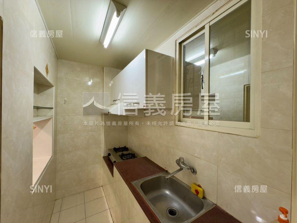 近海山低總成家三房美寓房屋室內格局與周邊環境
