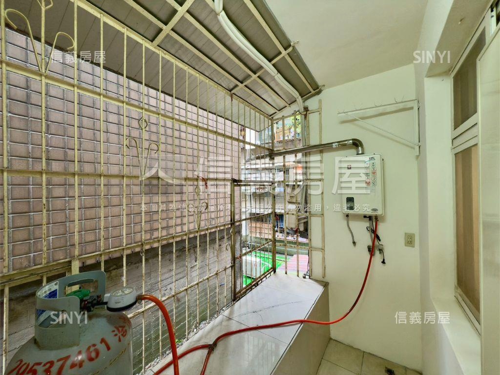 近海山低總成家三房美寓房屋室內格局與周邊環境