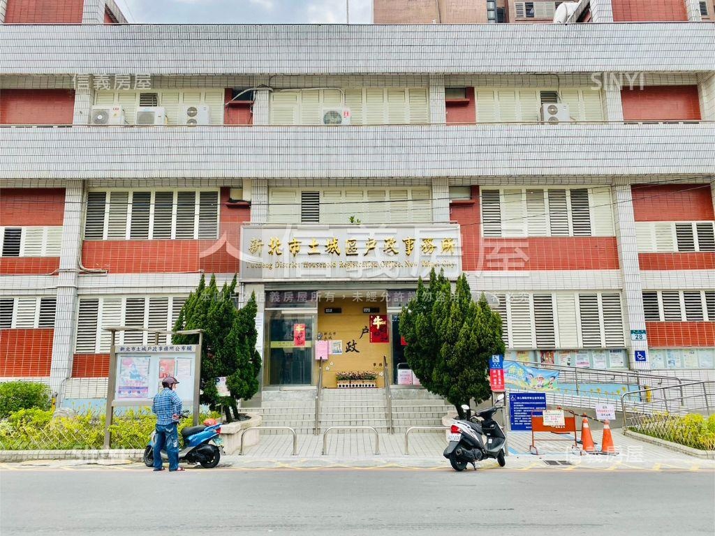 近海山低總成家三房美寓房屋室內格局與周邊環境