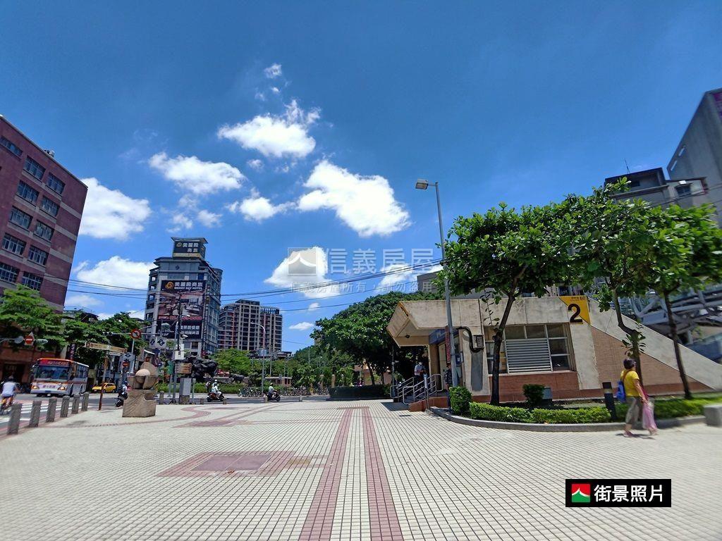 專任府中捷運寶閣麗房屋室內格局與周邊環境