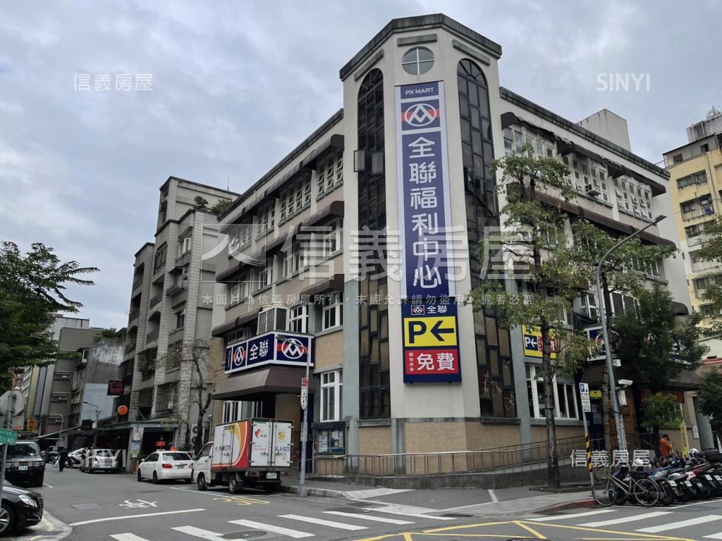 邊間三面採光四房華廈房屋室內格局與周邊環境