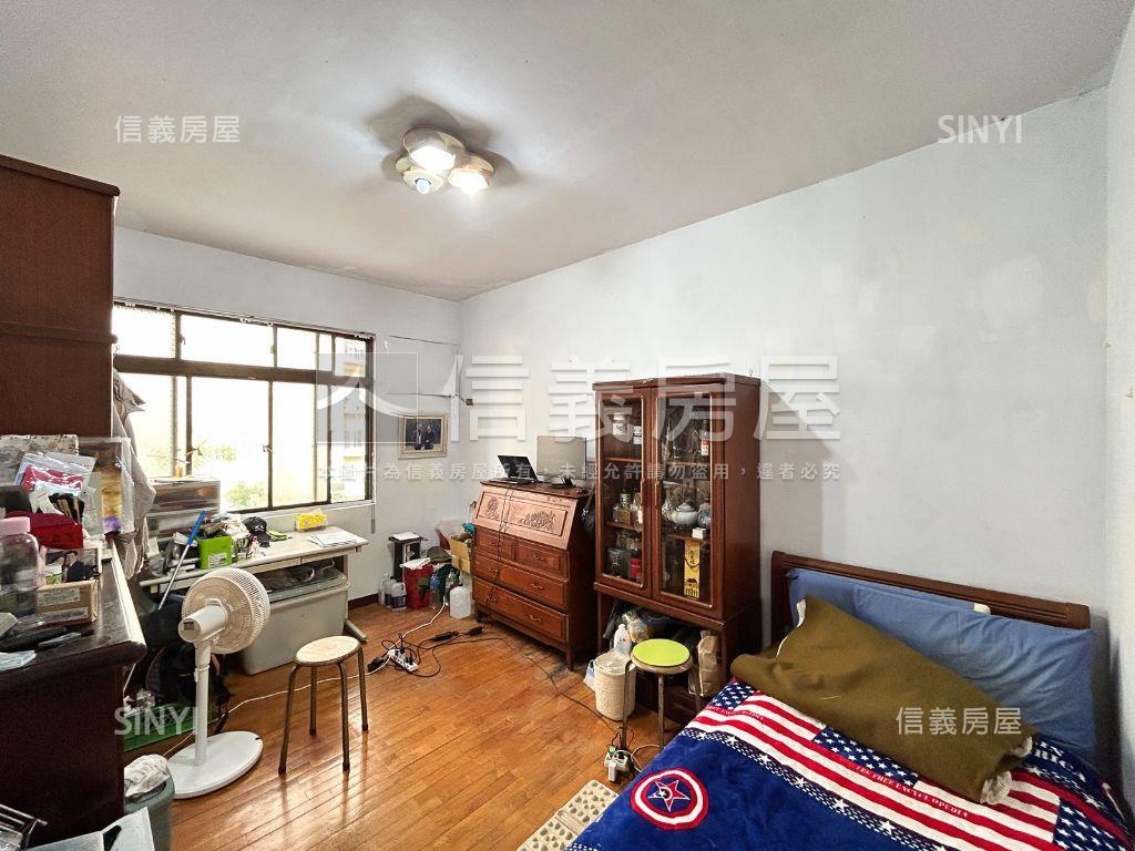 邊間三面採光四房華廈房屋室內格局與周邊環境