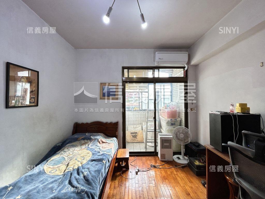 邊間三面採光四房華廈房屋室內格局與周邊環境