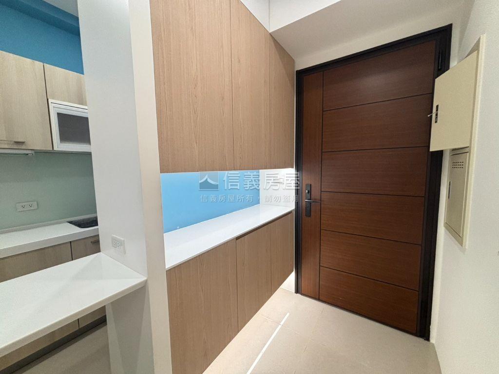 哲人德林美妝一房房屋室內格局與周邊環境