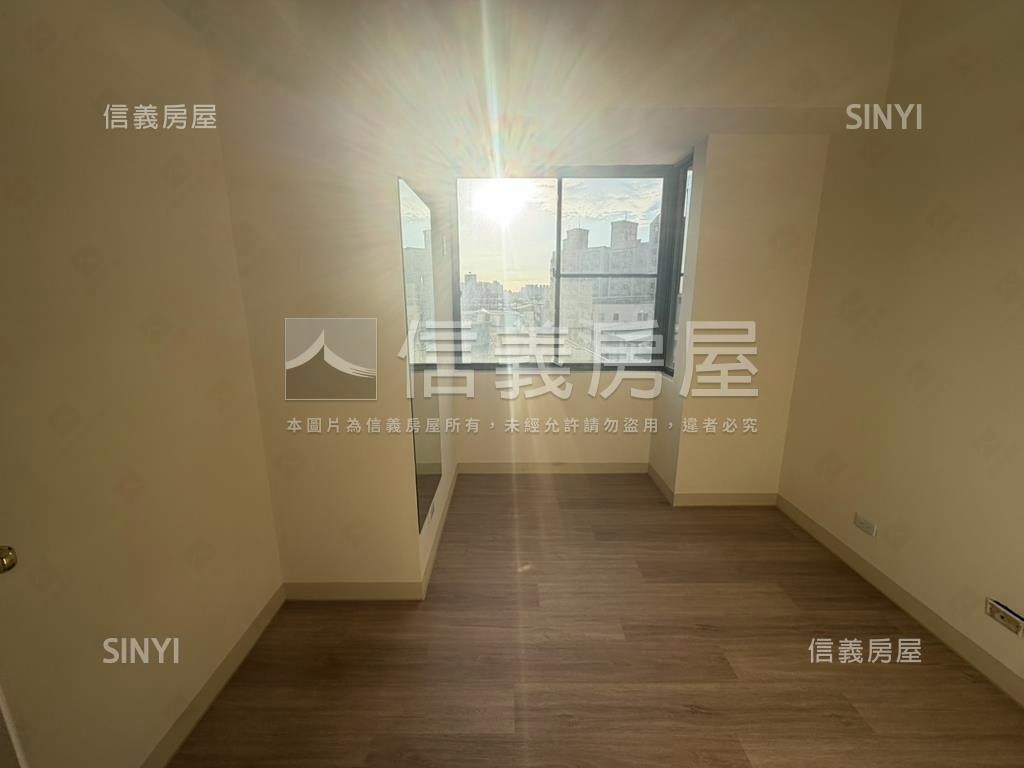 維斯康堤三房雙車採光美屋房屋室內格局與周邊環境