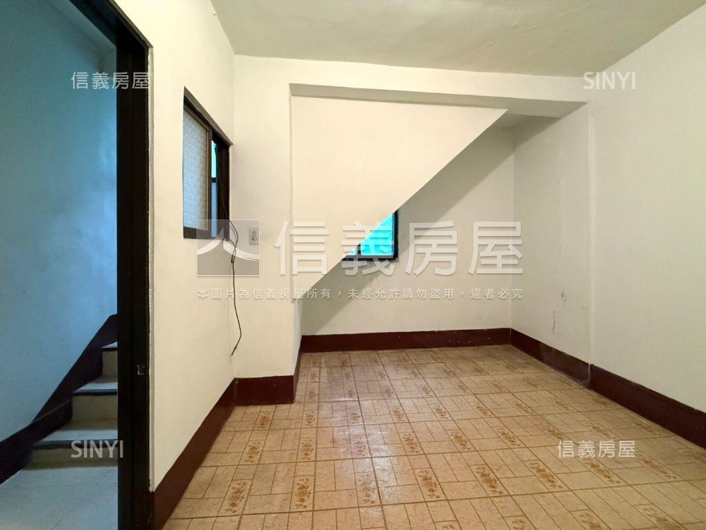 愛國路活巷透天房屋室內格局與周邊環境