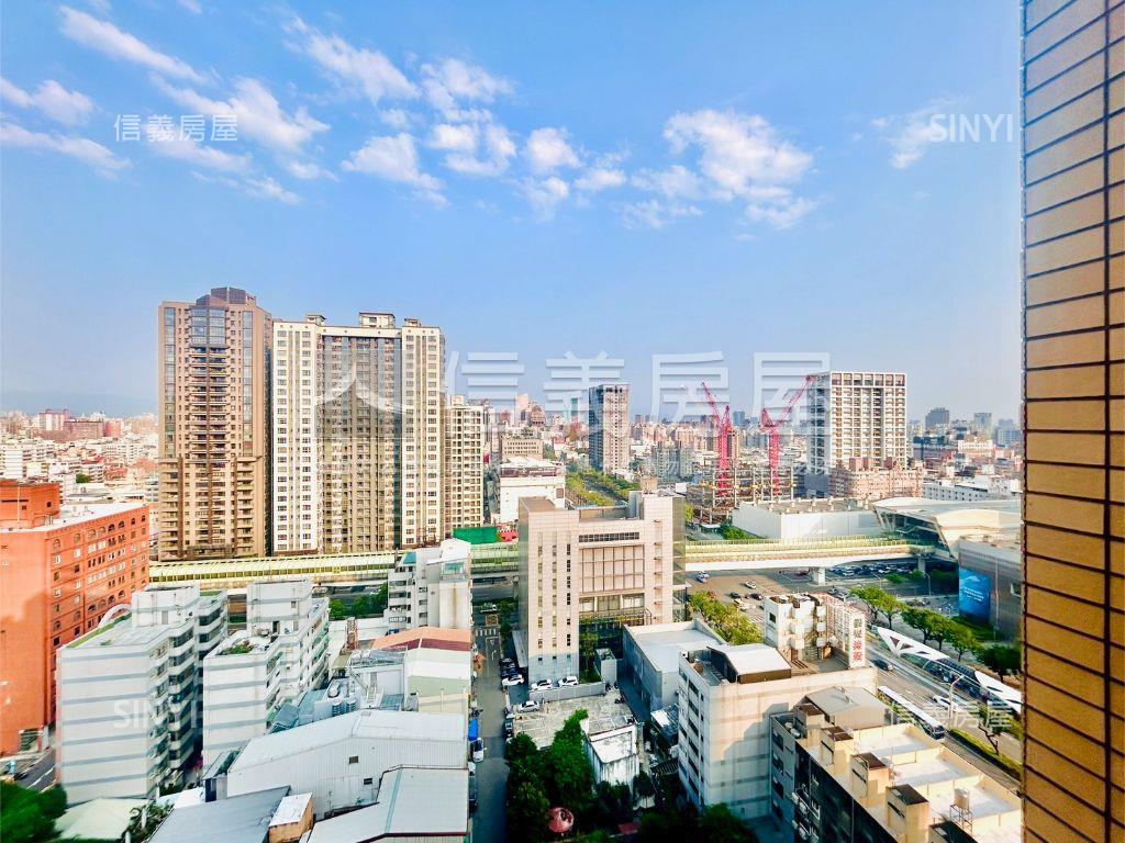 近未來雙捷運市府三房平車房屋室內格局與周邊環境