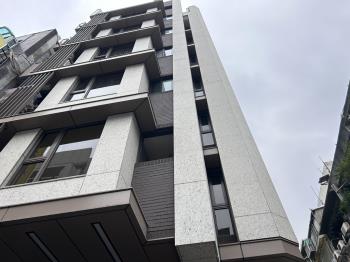 捷運中山臻品公園二房９樓