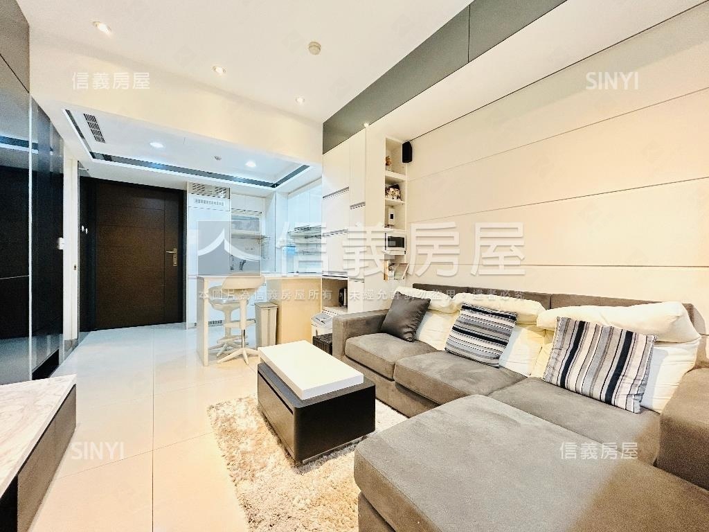 捷運遠雄首府亮麗１房房屋室內格局與周邊環境