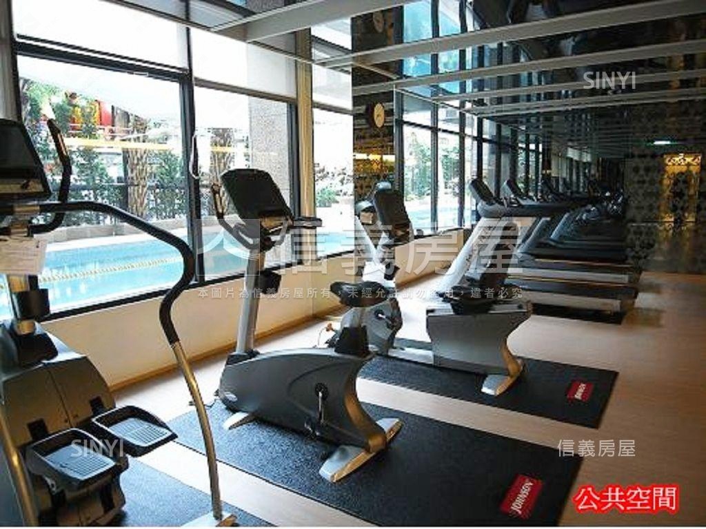 捷運遠雄首府亮麗１房房屋室內格局與周邊環境