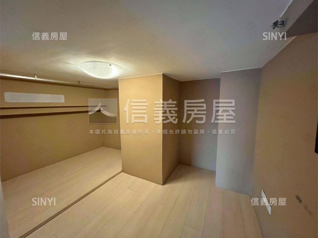 寓見海宅～臥望金色海房屋室內格局與周邊環境