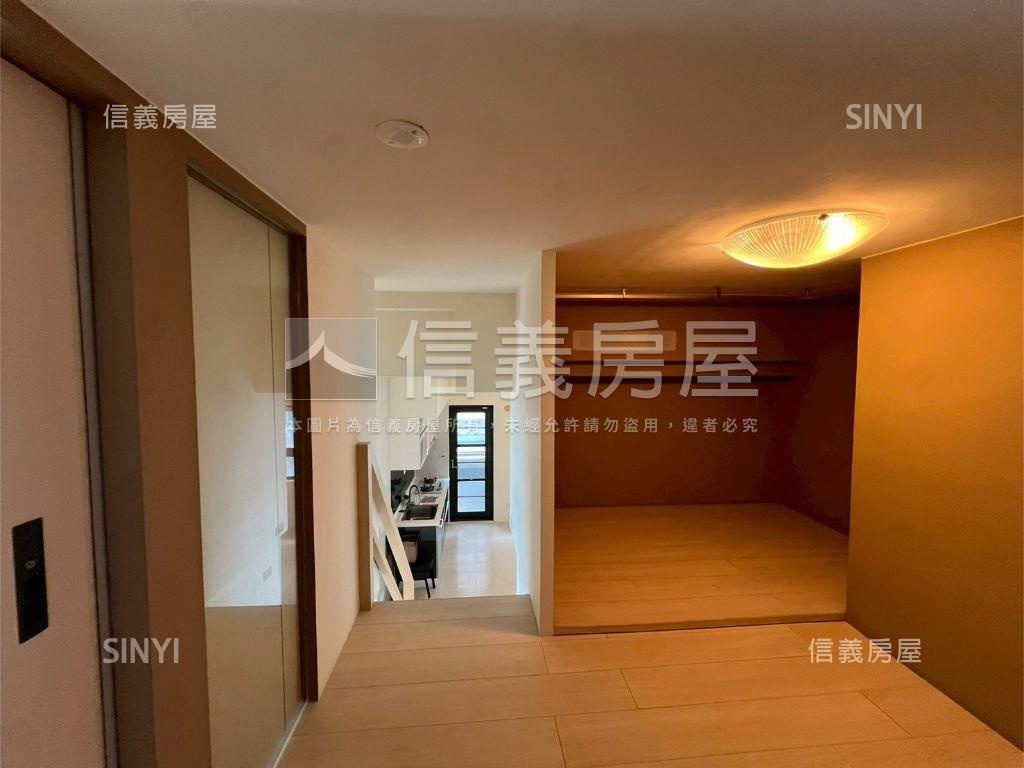 寓見海宅～臥望金色海房屋室內格局與周邊環境