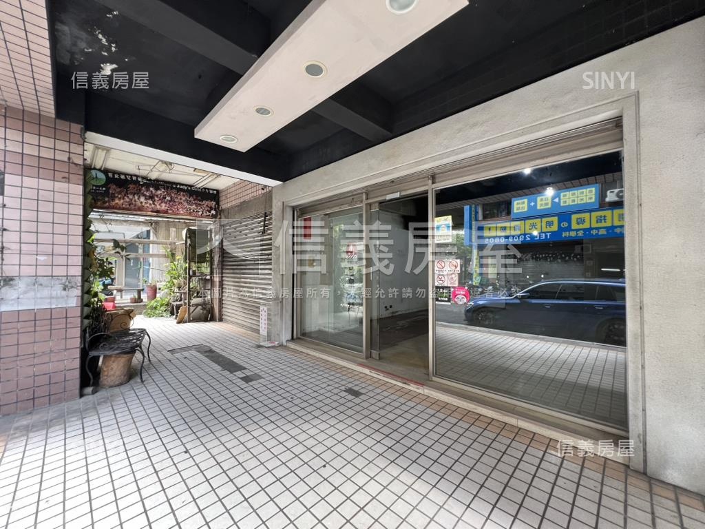 重劃區旁面寬金店面房屋室內格局與周邊環境