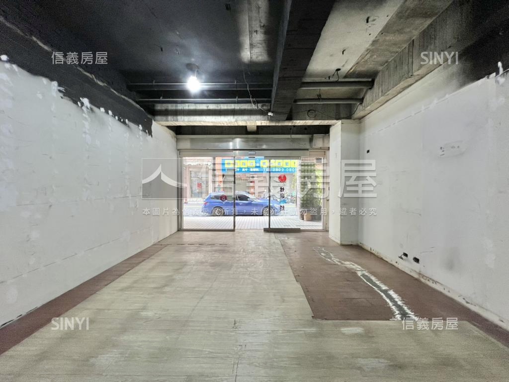 重劃區旁面寬金店面房屋室內格局與周邊環境