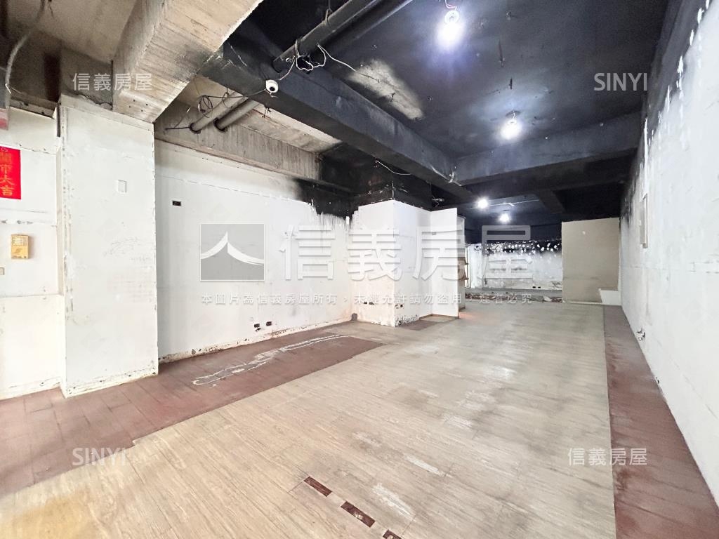 重劃區旁面寬金店面房屋室內格局與周邊環境