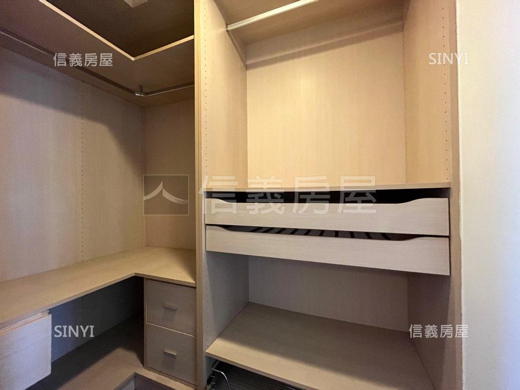 歐洲聯邦下疊第一排美屋房屋室內格局與周邊環境