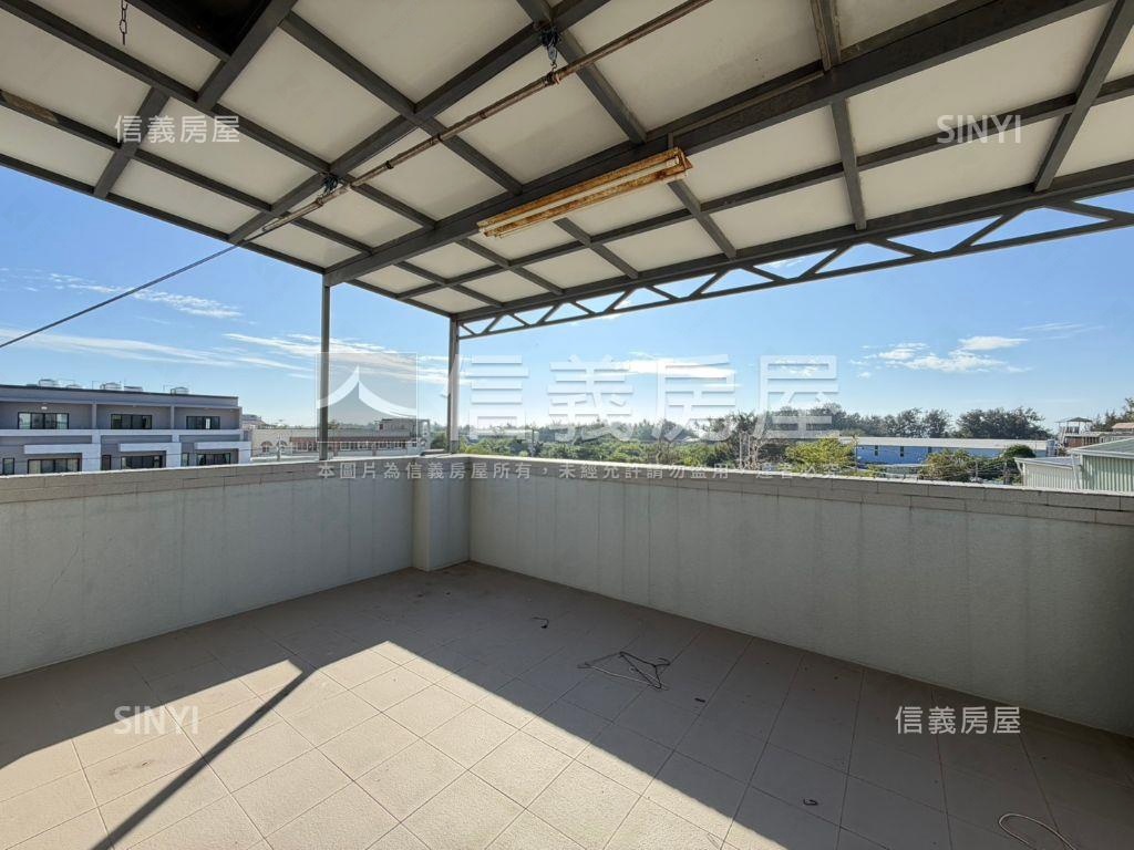 南區約９年大地坪透天房屋室內格局與周邊環境