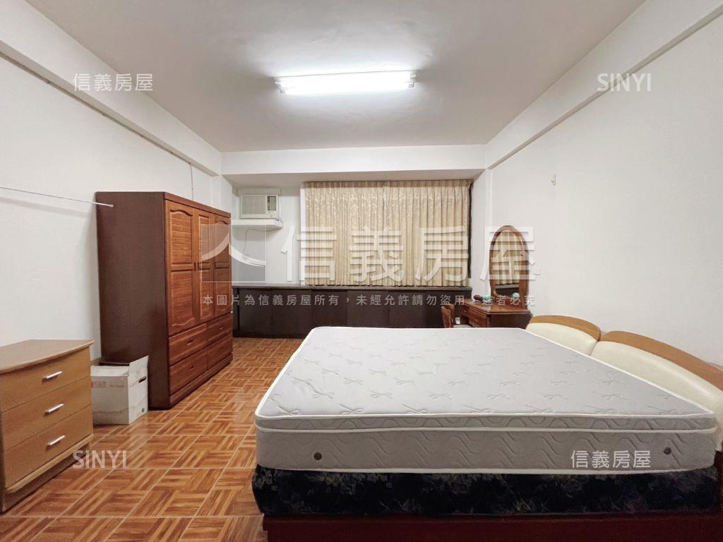 正向上路金店面房屋室內格局與周邊環境