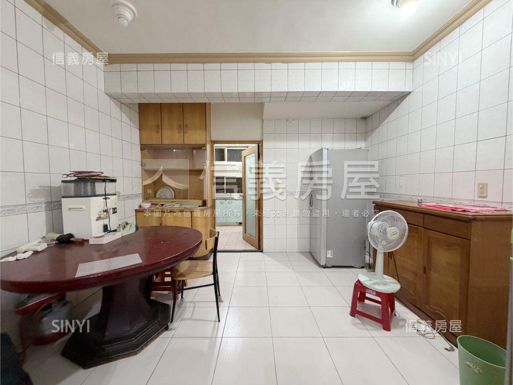 府中‧湳興市場大空間房屋室內格局與周邊環境