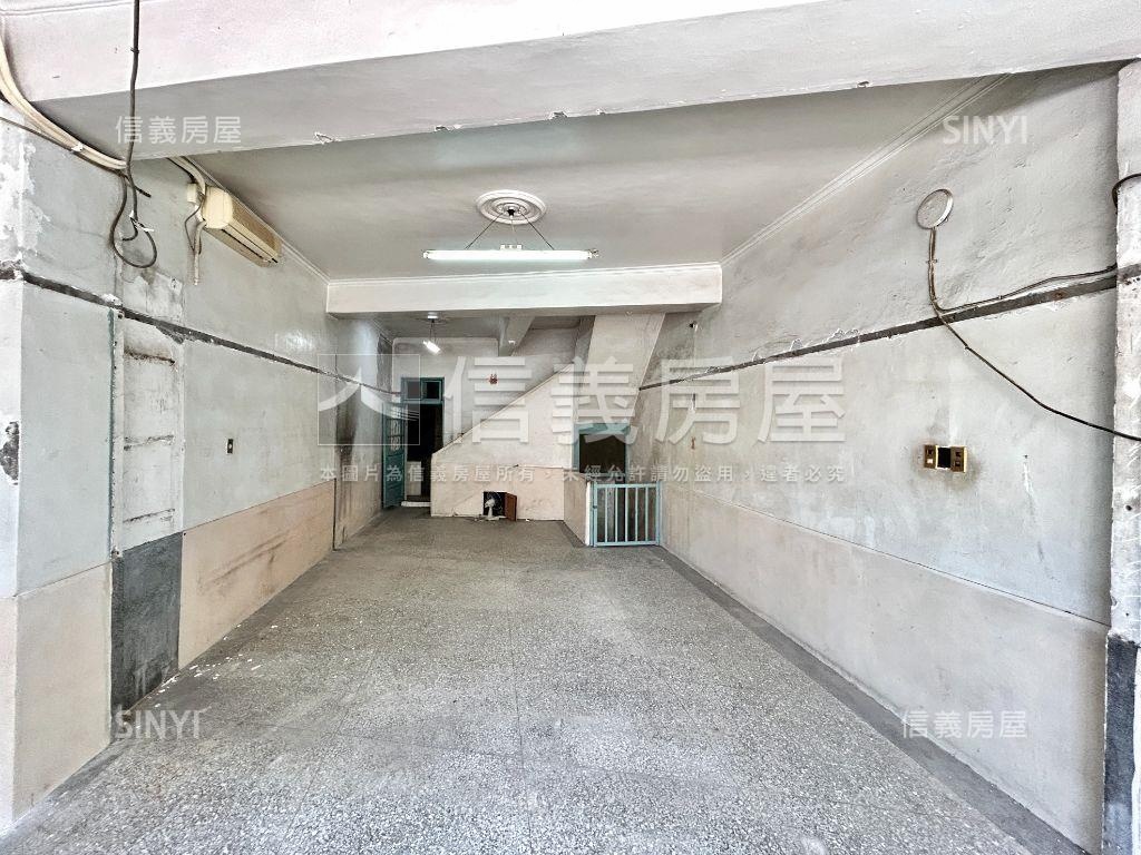 頂溪捷運市場透天房屋室內格局與周邊環境