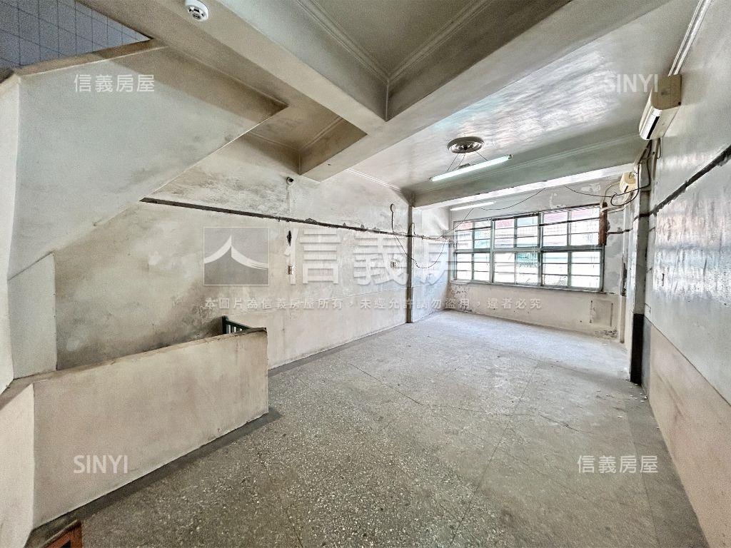 頂溪捷運市場透天房屋室內格局與周邊環境