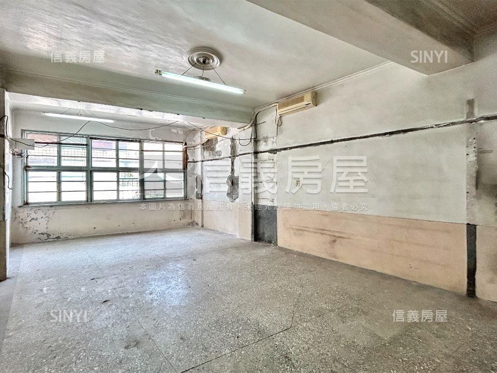 頂溪捷運市場透天房屋室內格局與周邊環境