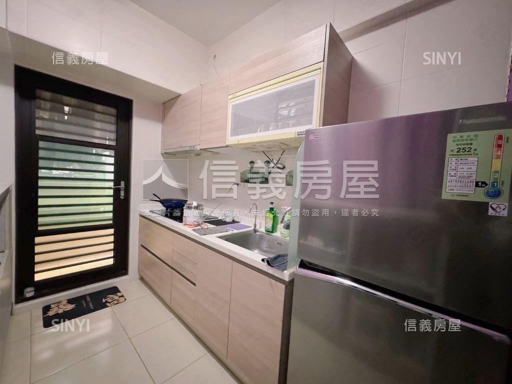 加工區旁溫馨美兩房房屋室內格局與周邊環境