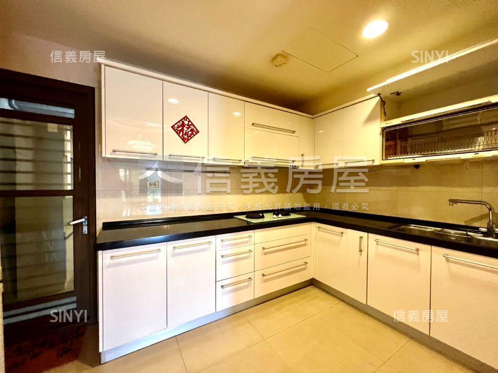 農十六．首排美邸房屋室內格局與周邊環境