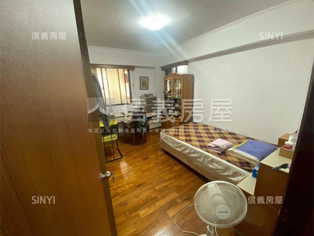 獨家慶城文華美廈頂加房屋室內格局與周邊環境