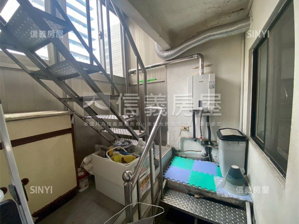 獨家慶城文華美廈頂加房屋室內格局與周邊環境