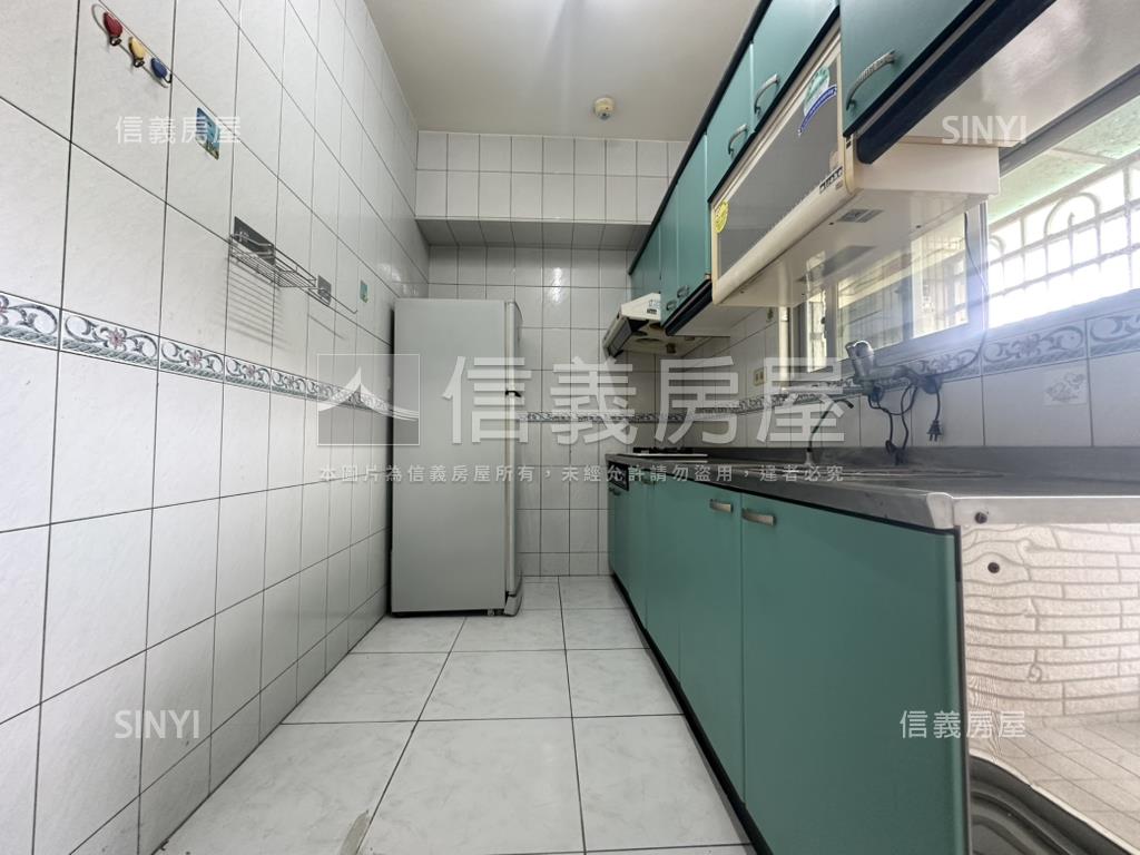 東區｜椰林大第｜三房車位房屋室內格局與周邊環境