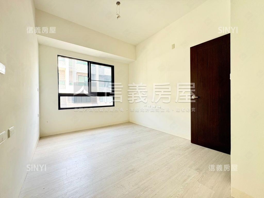 近安佃國小全新３房平車房屋室內格局與周邊環境