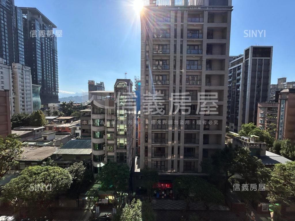 專任中央五街大道美宅房屋室內格局與周邊環境