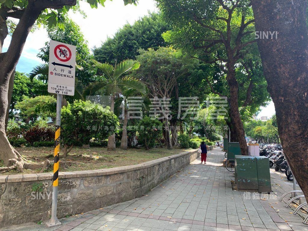 近捷運大橋頭雙蓮國小華廈房屋室內格局與周邊環境