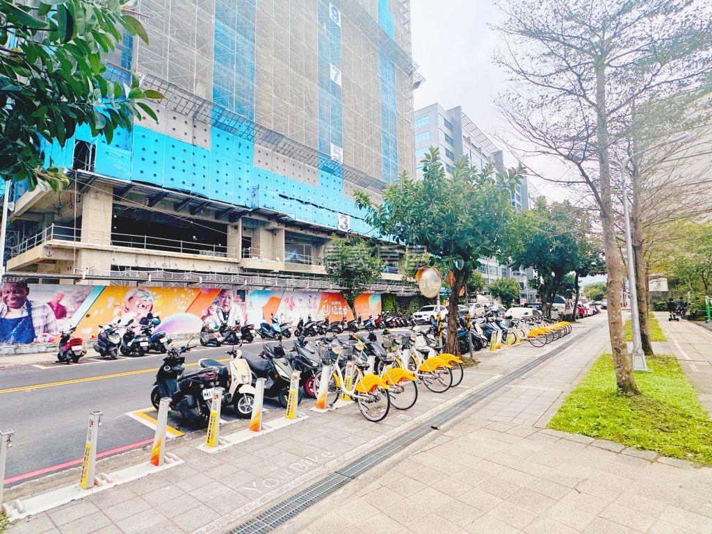 【金城帝寶】邊間三房高樓房屋室內格局與周邊環境