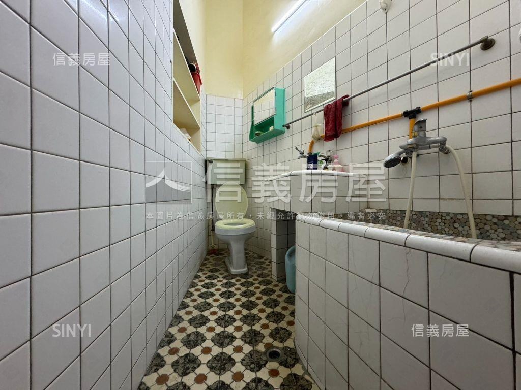 正東大路。大面寬優質透天房屋室內格局與周邊環境