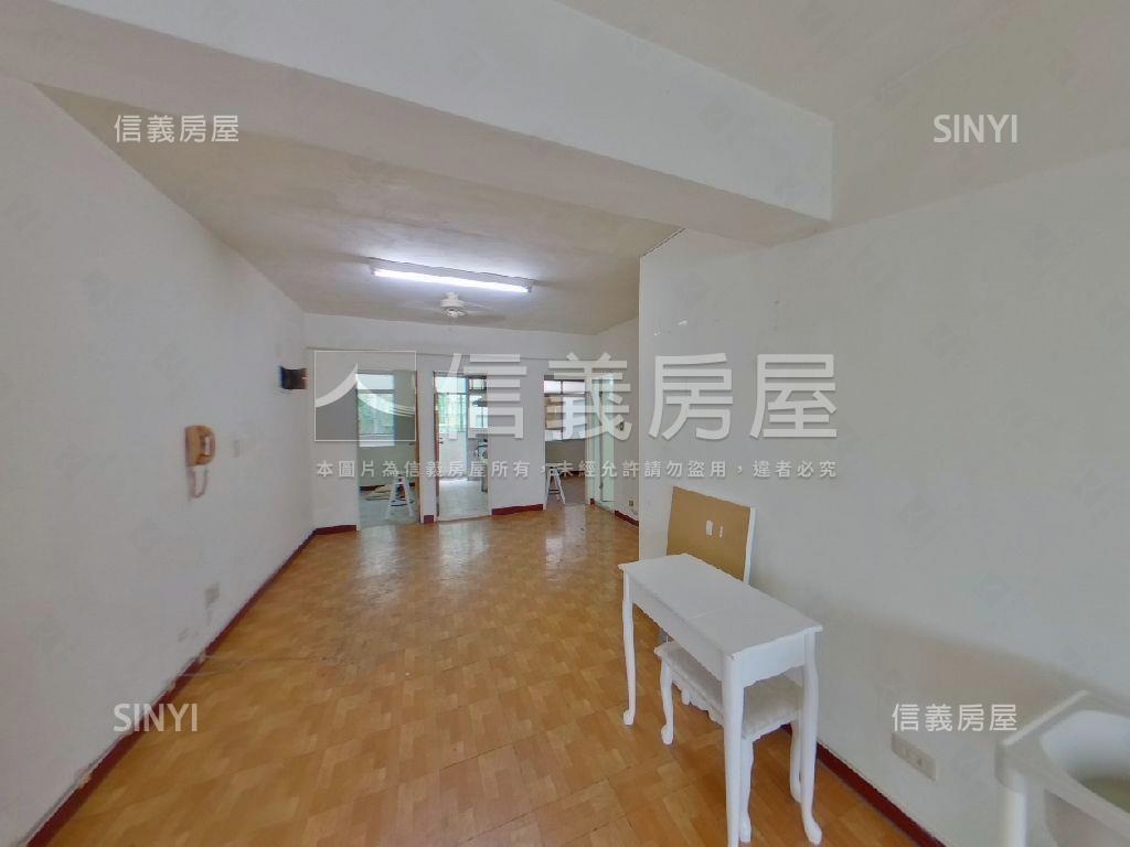 水湳首購優質舒適三房房屋室內格局與周邊環境