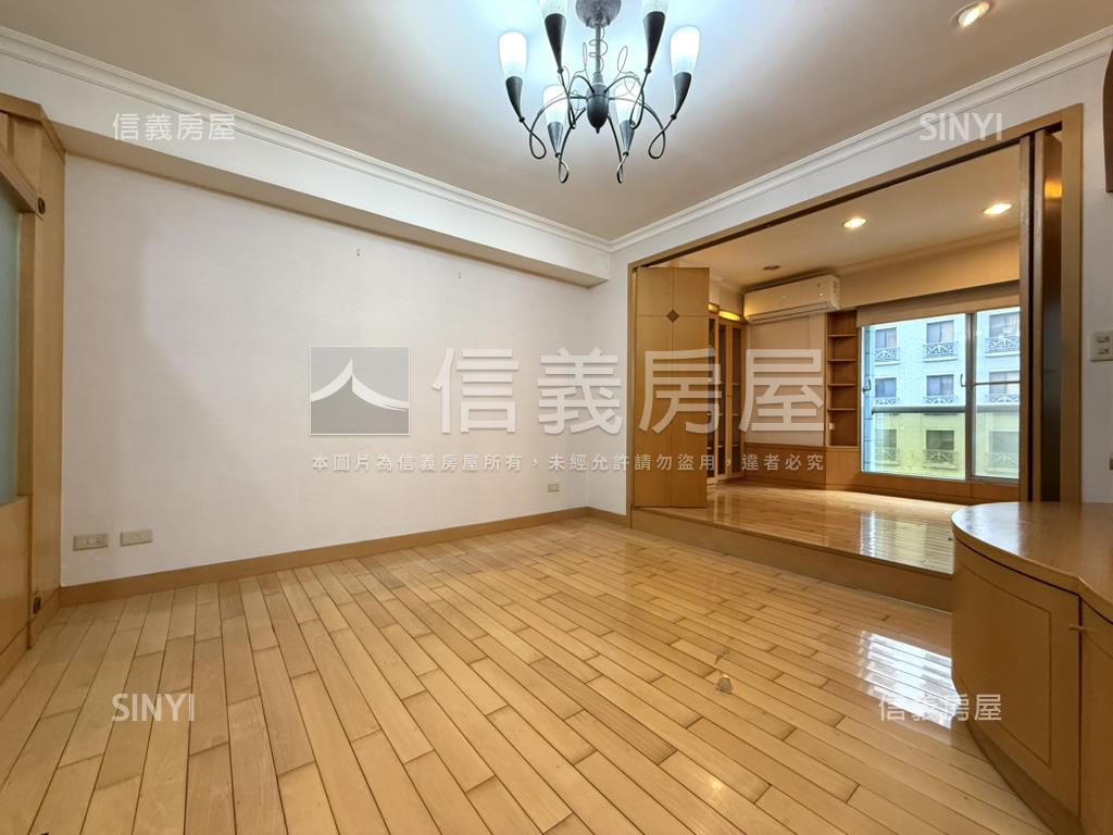 【新接】畢卡索電梯２房房屋室內格局與周邊環境