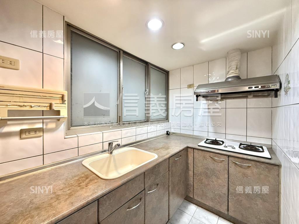 【新接】畢卡索電梯２房房屋室內格局與周邊環境